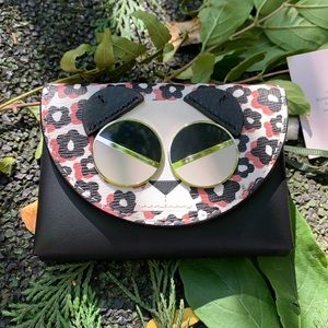 Authentic Kate Spade Italian leather Snap wallet🌺